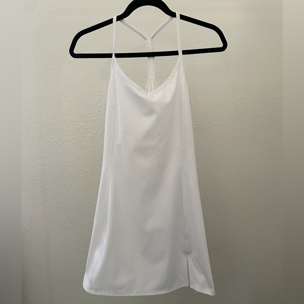 Women’s Aritzia TNAction TnaSlick Court dress